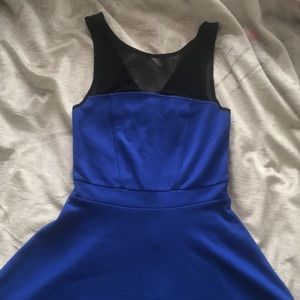 blue dress